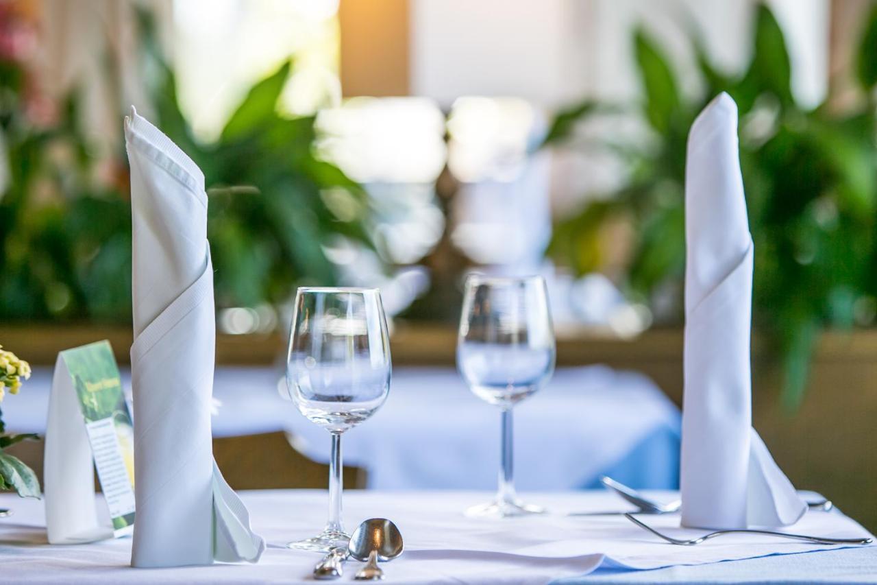 Aktivhotel Foettinger Steinbach am Attersee Buitenkant foto