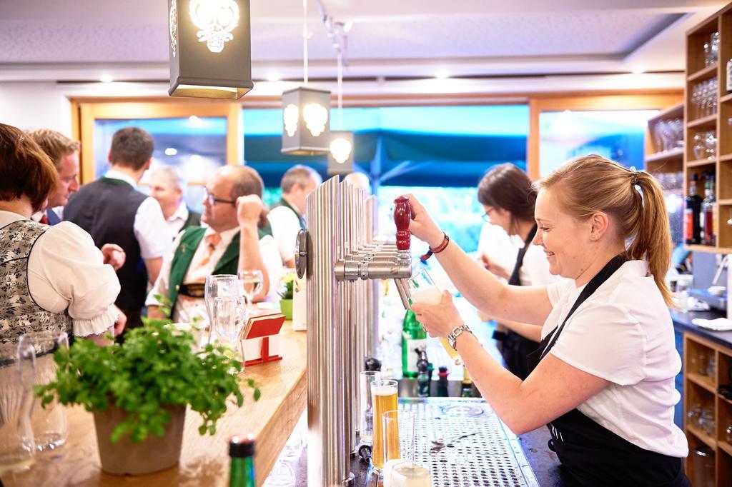 Aktivhotel Foettinger Steinbach am Attersee Buitenkant foto